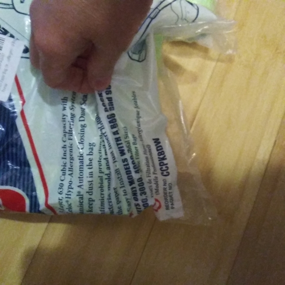 Oreck XL Type CC Vacuum Cleaner 4 New packs Bags CCPK8DW Hypo allergic upright - Picture 6 of 6